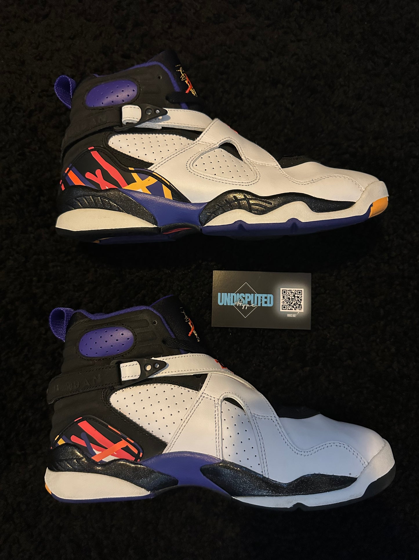 Air Jordan 8 Retro
Three Peat