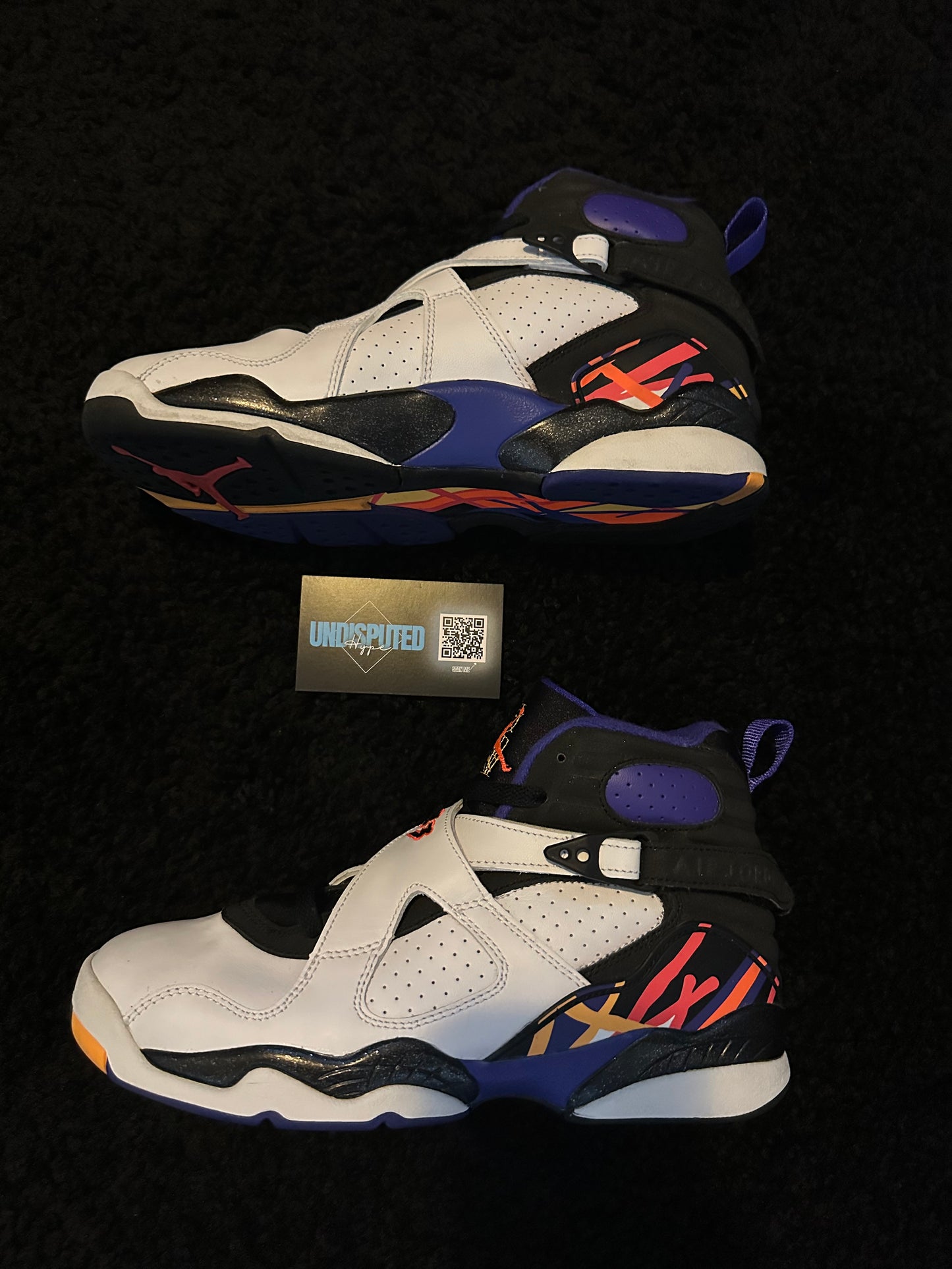 Air Jordan 8 Retro
Three Peat